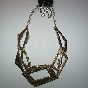 Paparazzi Necklace Set-  Break The Mold - Gold